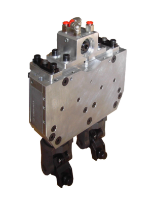 pinza rotativa NO SFONDO