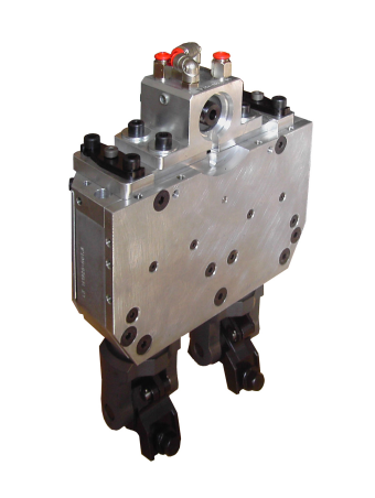 pinza rotativa NO SFONDO